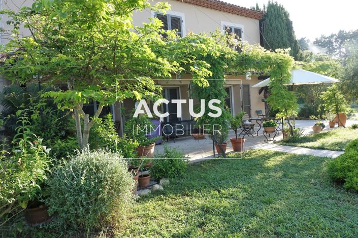 Image No.6-5 Bed House for sale