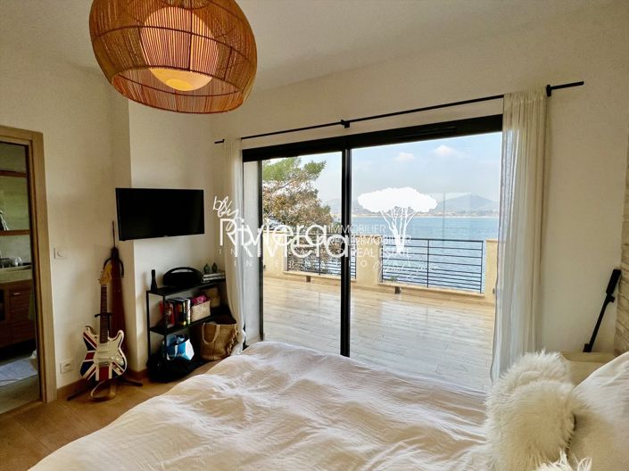 Image No.27-4 Bed House for sale