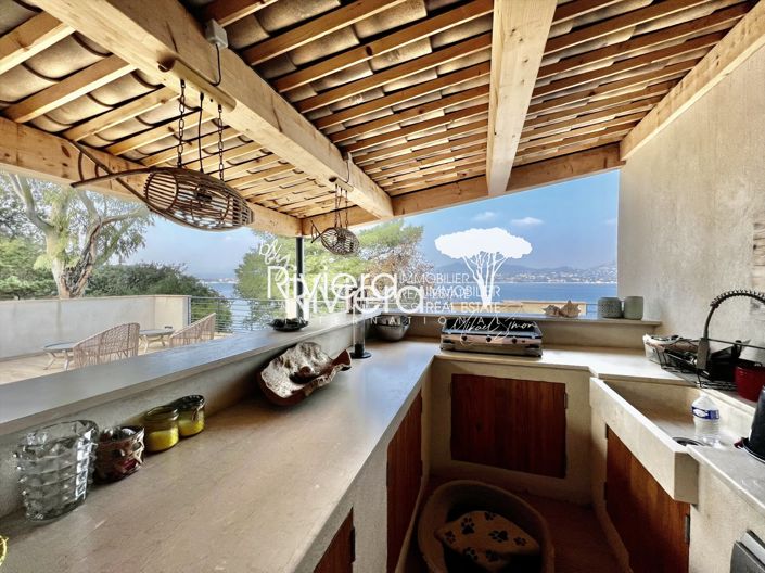 Image No.32-4 Bed House for sale