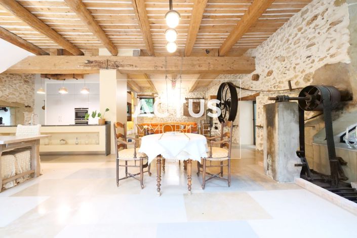 Image No.4-5 Bed House for sale