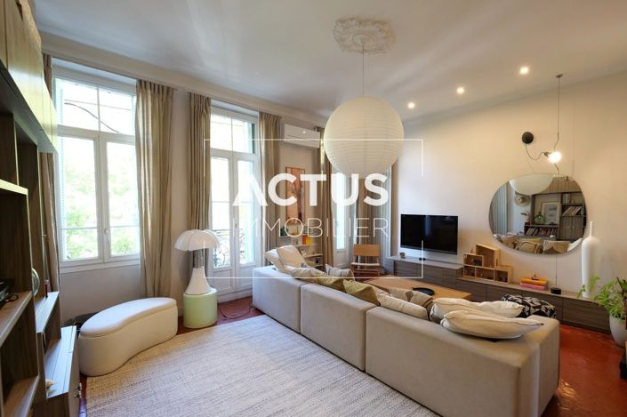 Image No.10-5 Bed House for sale