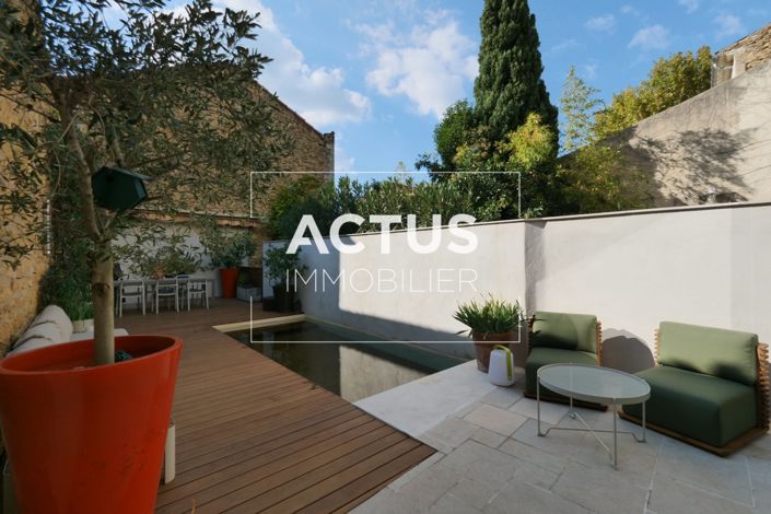 Image No.2-5 Bed House for sale