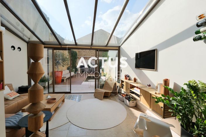 Image No.4-5 Bed House for sale