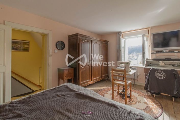 Image No.11-2 Bed House for sale