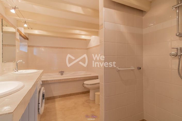 Image No.16-4 Bed House for sale