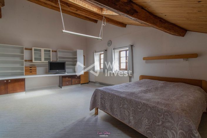 Image No.9-4 Bed House for sale