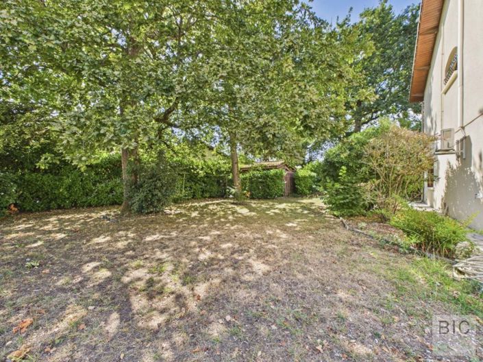 Image No.2-4 Bed House for sale