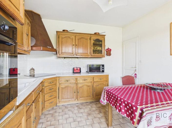 Image No.7-4 Bed House for sale