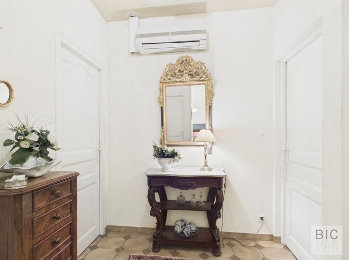 Image No.9-4 Bed House for sale