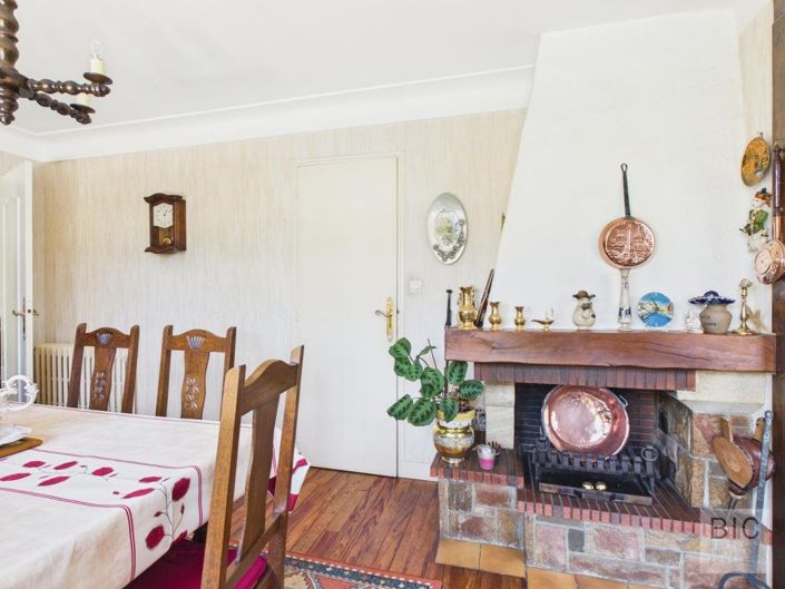 Image No.16-4 Bed House for sale