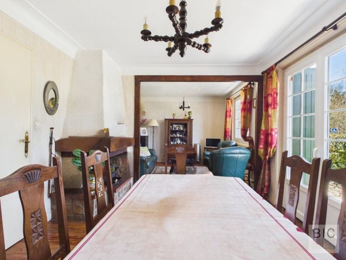 Image No.9-4 Bed House for sale