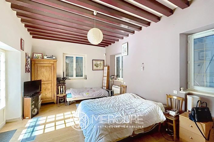 Image No.10-5 Bed House for sale