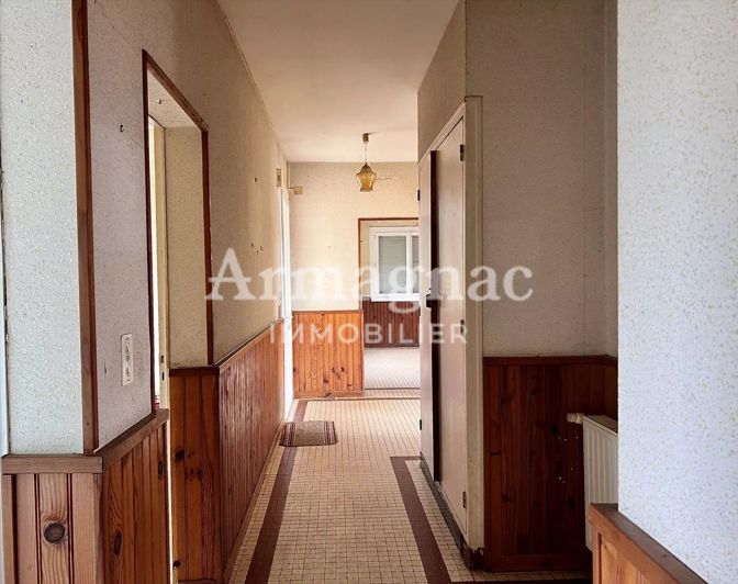 Image No.6-4 Bed House for sale