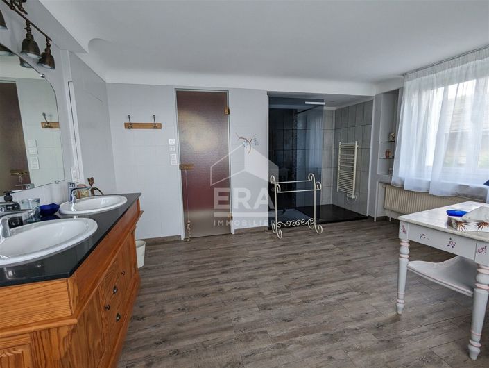 Image No.12-9 Bed House for sale