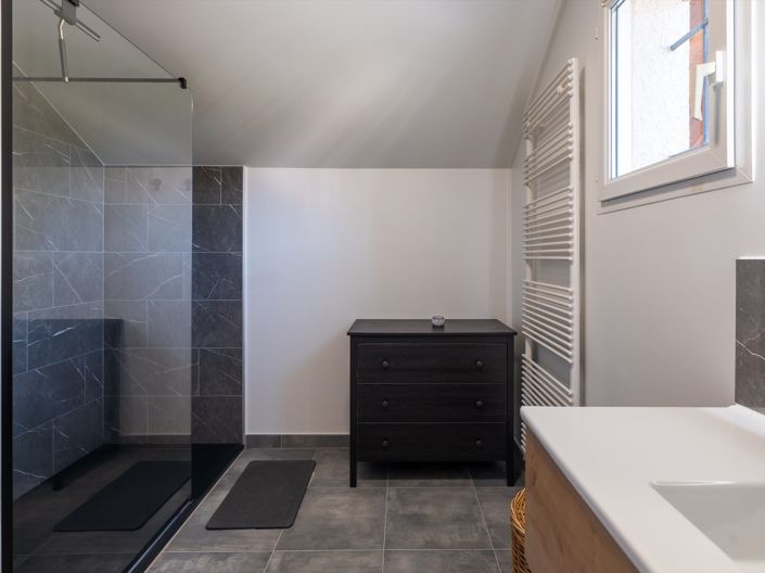Image No.14-3 Bed House for sale