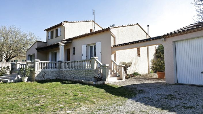 Image No.17-4 Bed House for sale