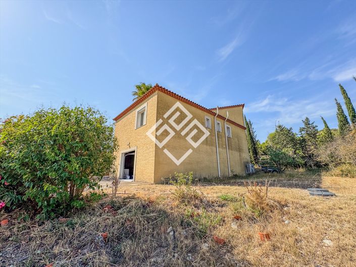 Image No.30-4 Bed House for sale