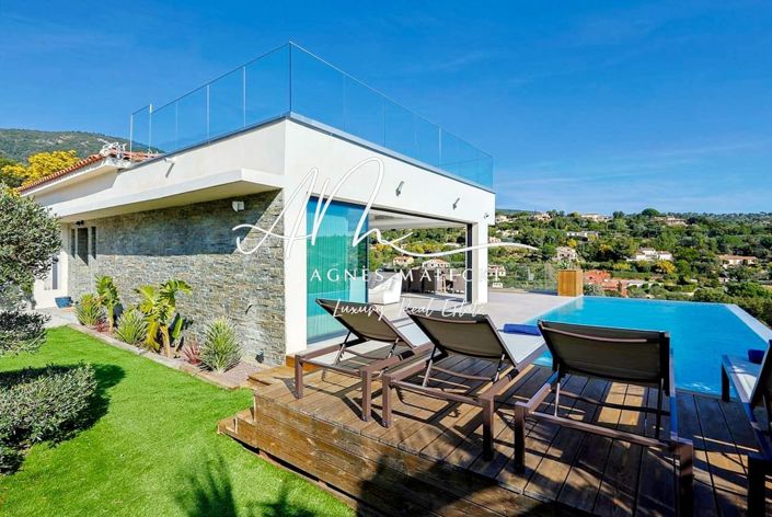 Image No.16-4 Bed House for sale