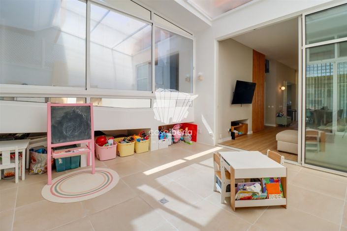 Image No.14-2 Bed House for sale