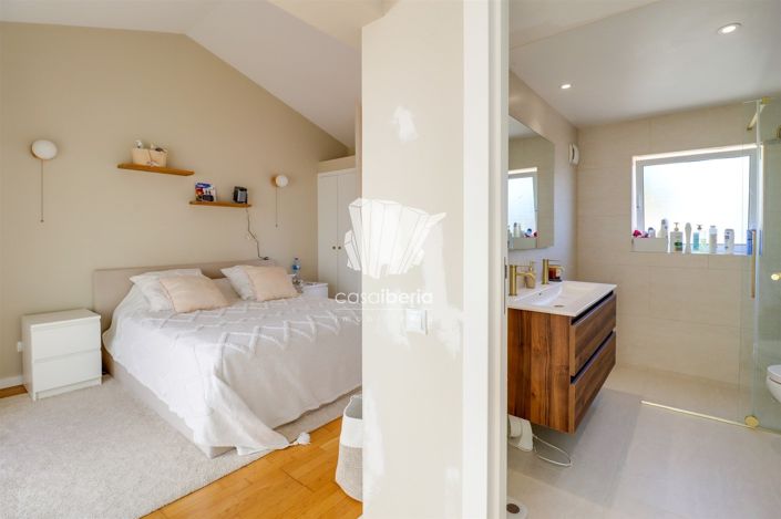 Image No.24-2 Bed House for sale