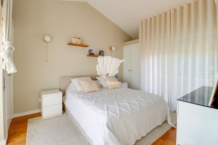 Image No.25-2 Bed House for sale