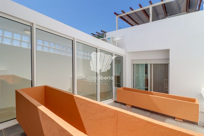 Image No.30-2 Bed House for sale