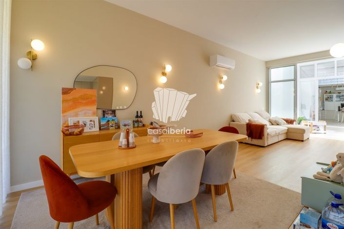 Image No.8-2 Bed House for sale
