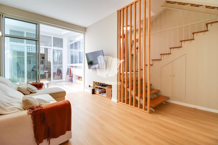 Image No.9-2 Bed House for sale