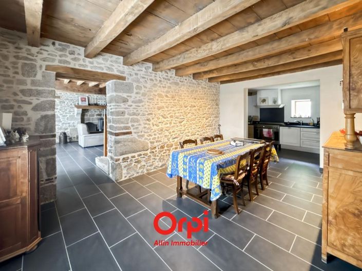 Image No.11-2 Bed House for sale