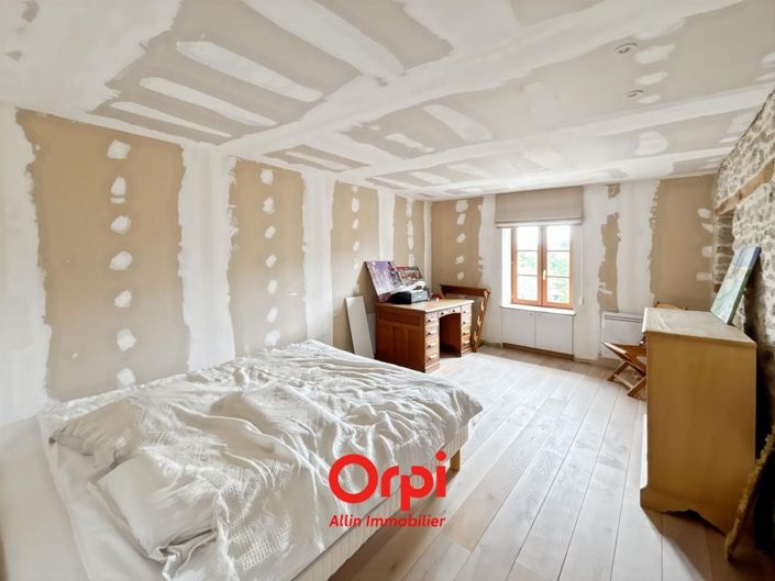 Image No.17-2 Bed House for sale