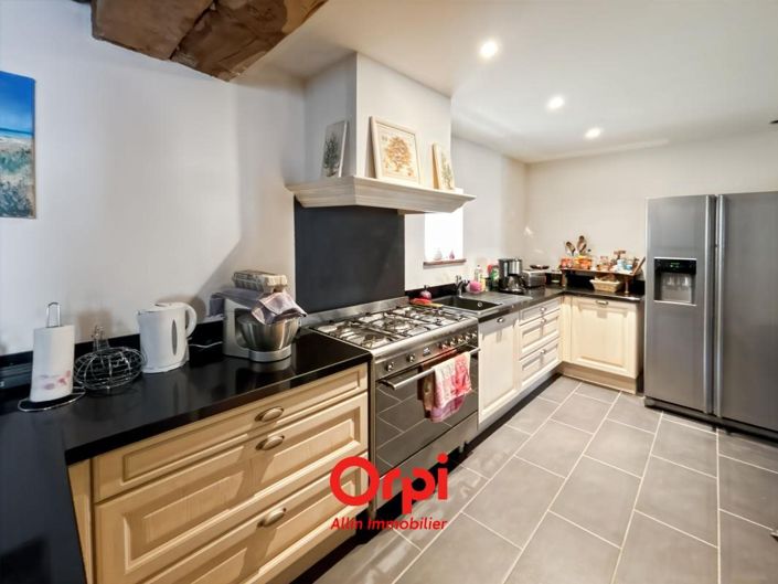 Image No.8-2 Bed House for sale