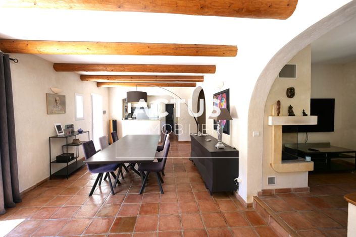 Image No.4-Propriété de 5 chambres à vendre à Salon-de-Provence