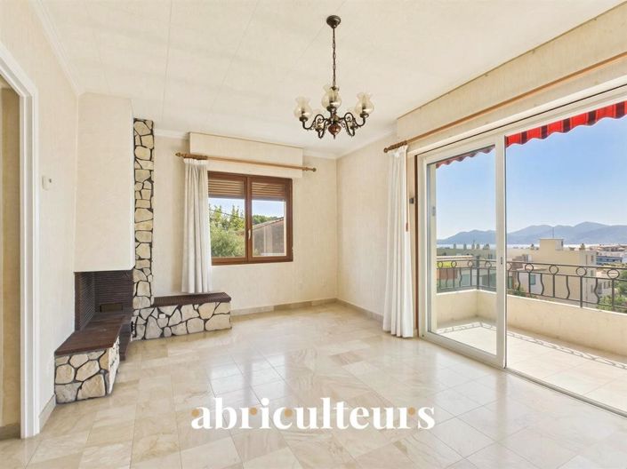 Image No.3-4 Bed Apartment for sale