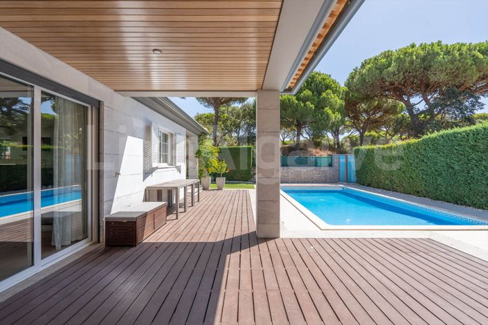Image No.16-3 Bed House for sale