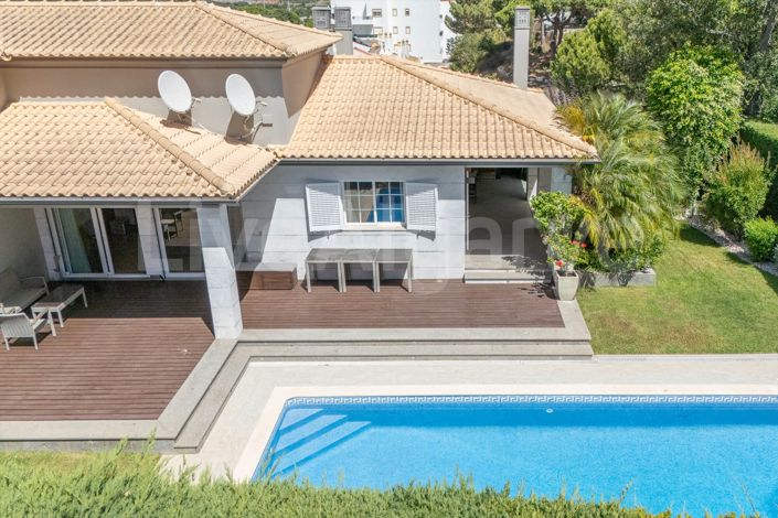 Image No.18-3 Bed House for sale