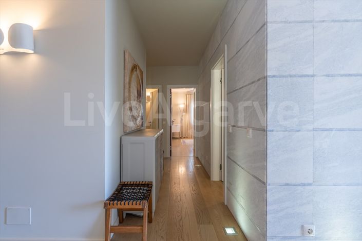 Image No.33-3 Bed House for sale