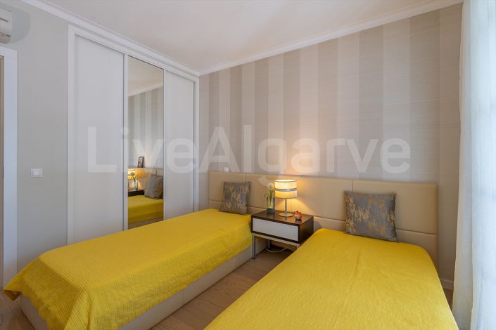 Image No.50-3 Bed House for sale