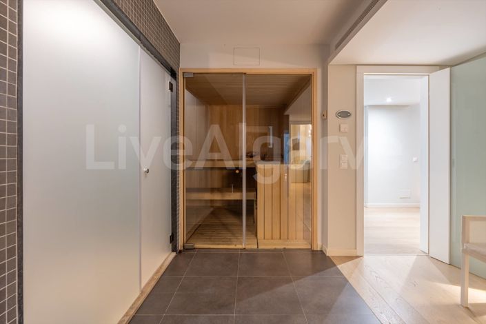 Image No.57-3 Bed House for sale