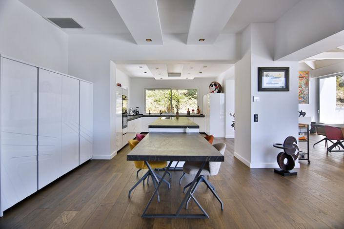 Image No.4-8 Bed House for sale