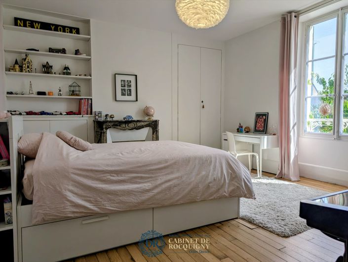 Image No.13-5 Bed House for sale
