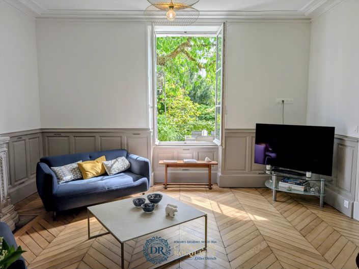 Image No.3-5 Bed House for sale