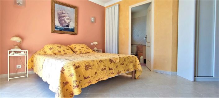 Image No.9-House for sale