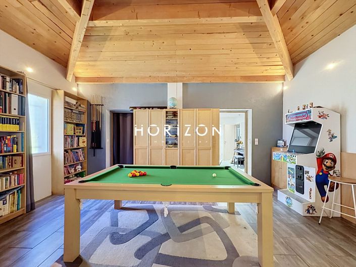 Image No.16-5 Bed House for sale
