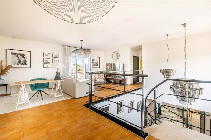 Image No.13-5 Bed House for sale