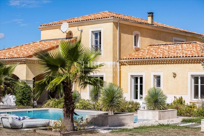 Image No.16-5 Bed House for sale