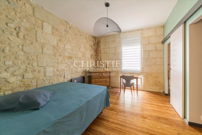 Image No.11-4 Bed House for sale