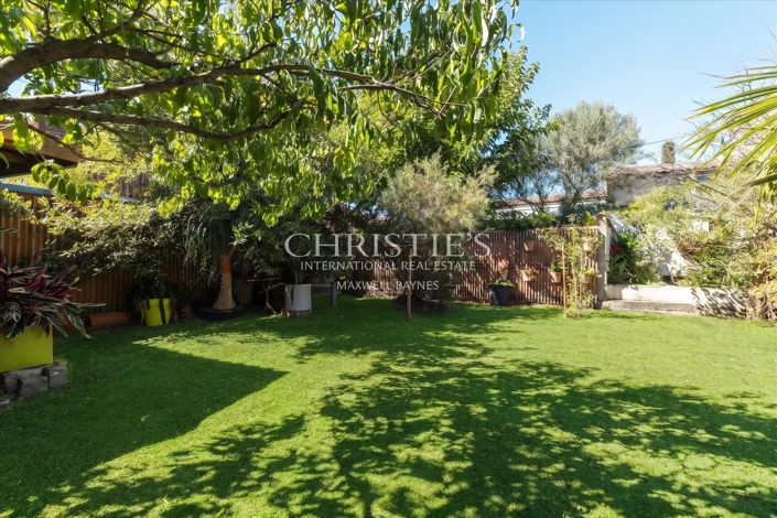 Image No.5-4 Bed House for sale