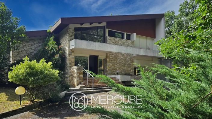 Image No.7-6 Bed House for sale