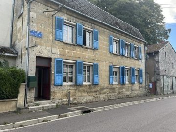 1 - Lorraine, House