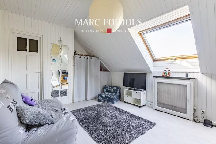 Image No.10-6 Bed House for sale